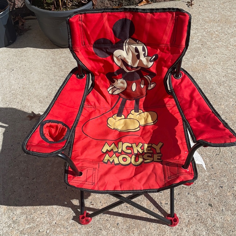 Children’s Mickey Mouse folding camp chair